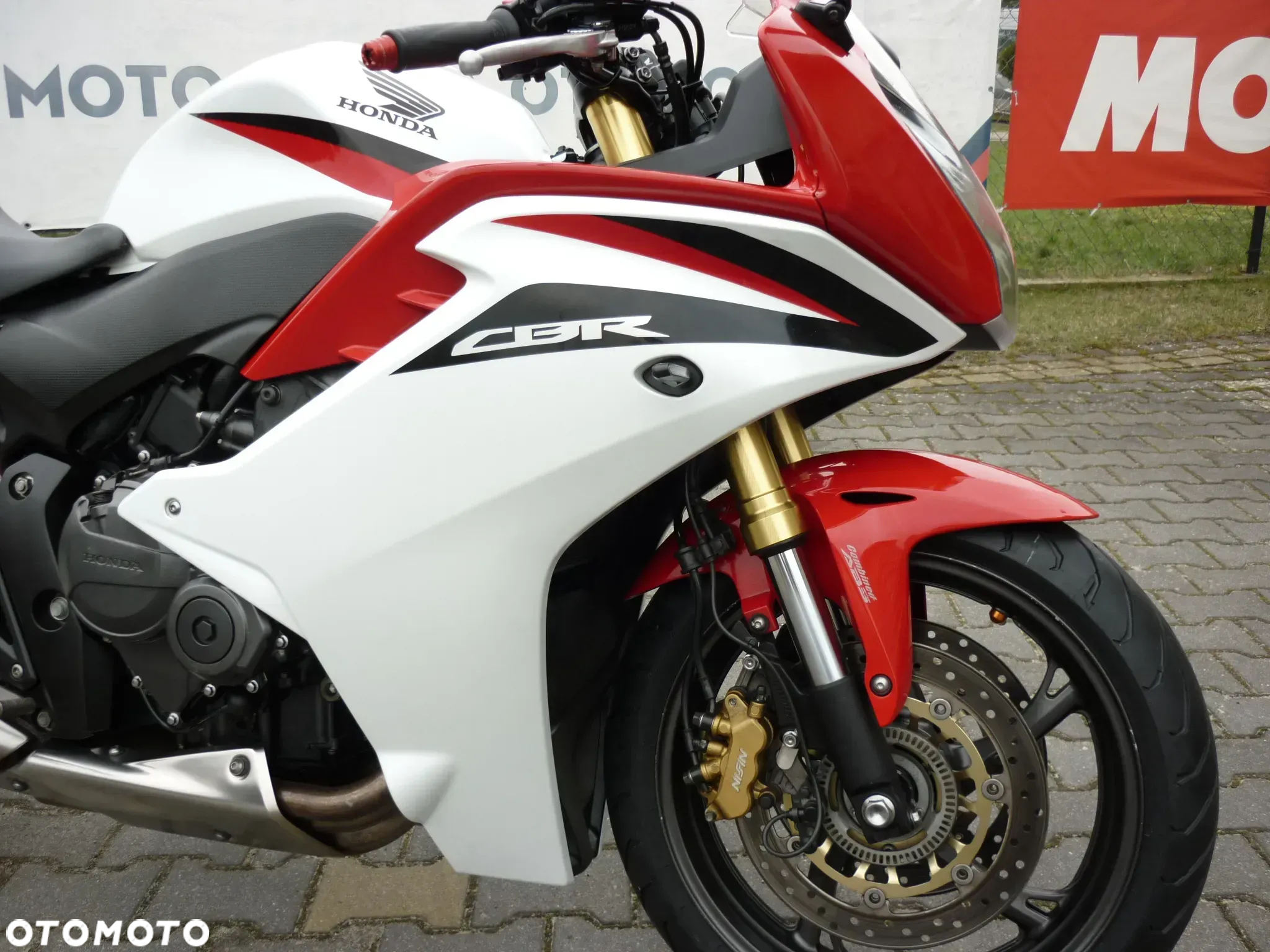 Honda CBR - 7