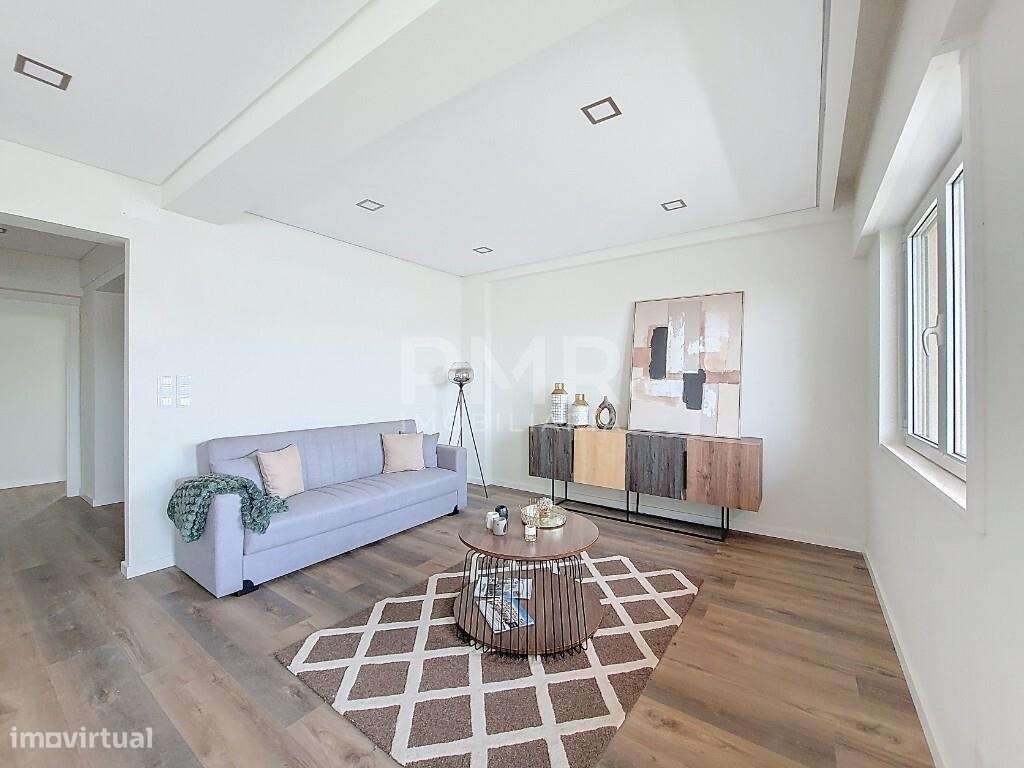 Apartamento T3 Em Benfica Em Fase De Remodelacao