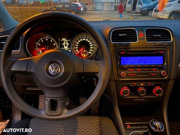 Volkswagen Golf 1.4 - 6