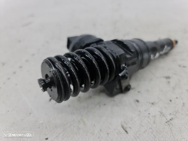 Injector Volkswagen Touran (1T1, 1T2) - 4