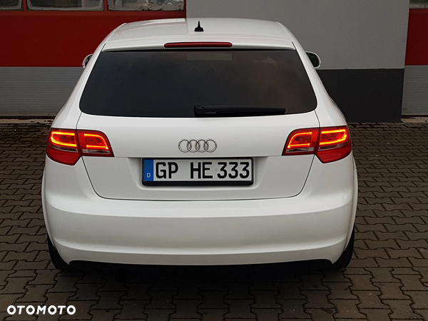 Audi A3 1.6 Sportback Ambition - 11