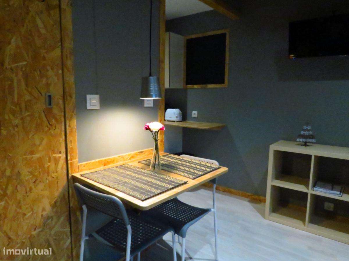 Estúdio - localizado em Santo Ildefonso Porto - Grande imagem: 2/41