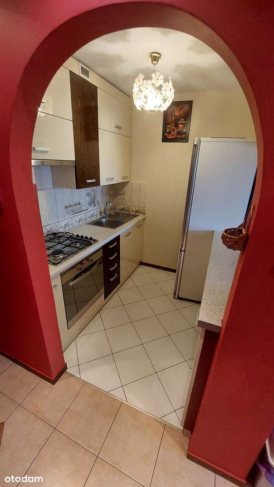 Atrakcyjne, po remoncie 2 pokojowe przy ul. Żelaznej-3