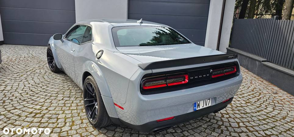 Dodge Challenger 6.2 Hellcat Widebody - 5