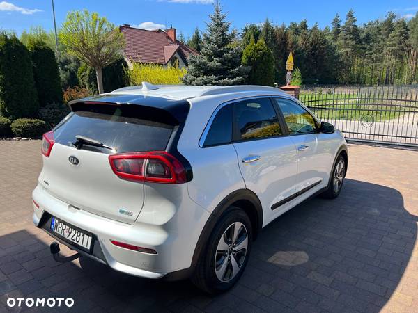 Kia Niro 1.6 GDI 2WD Vision - 5