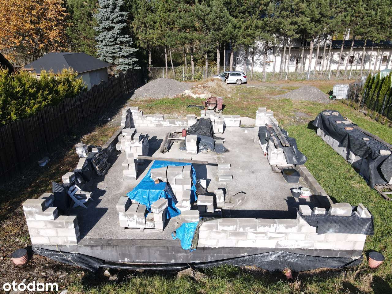 Na sprzedaż działka z rozpoczętą budową przy Jeziorze M. w Czernichów.-14