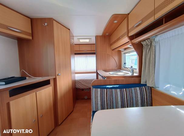 Hymer-Eriba Carado C44 - 10