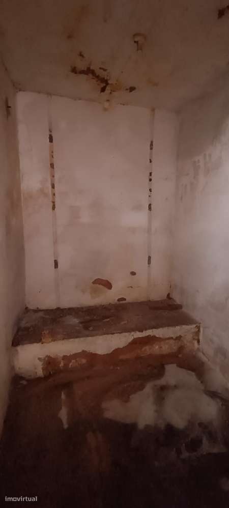 Moradia térrea T2 - centro da cidade!-16