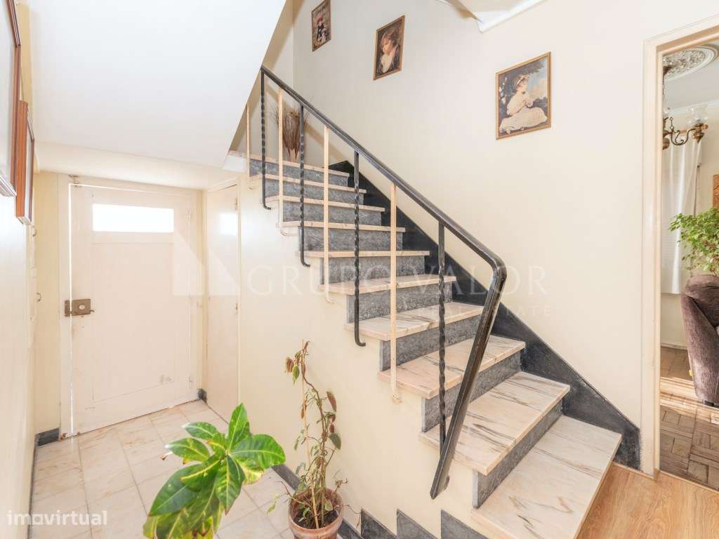 Moradia T7 | Rio de Mouro - Grande imagem: 4/28