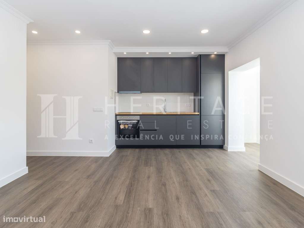 T2 totalmente remodelado na prestigiada Avenida do Bocage-2