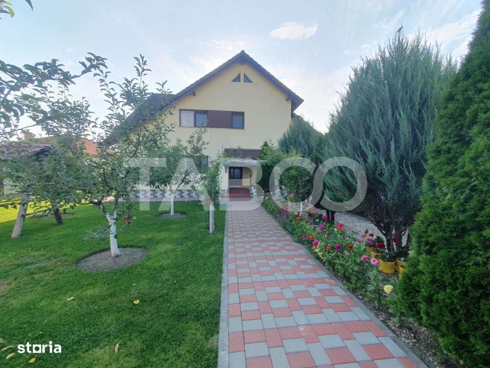 Casa 5 camere 3 bai 2 terase garaj magazie de vanzare 180 mp utili - Imagine principală: 3/19