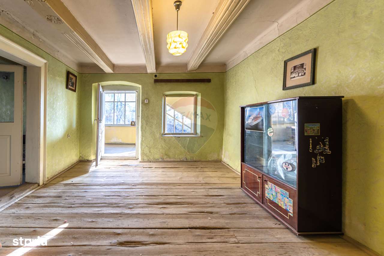 Casă cu 3 camere si teren generos de 1.519 mp în Prejmer /Comision 0%-9