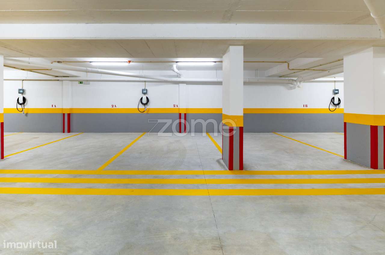 Apartamento T3 +1 com Mezanino / 3 lugares de garagem-17