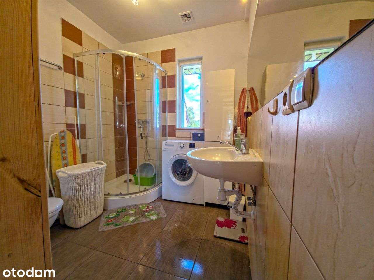 Biznes i mieszkanie w jednym –160m od Jezioraka-8