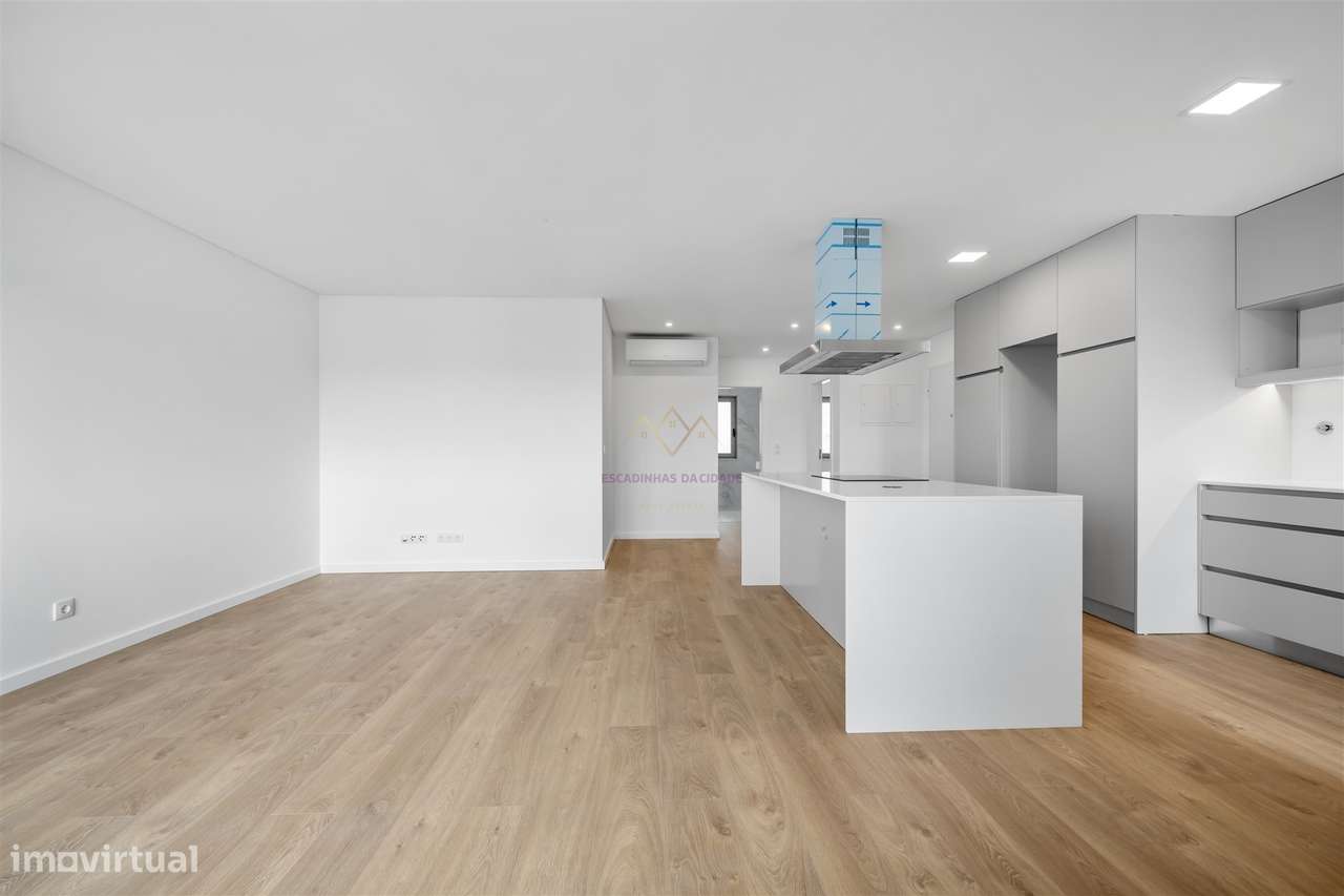 Onde o Conforto Encontra a Qualidade de Vida – T2 com Parqueamento, Ap - Grande imagem: 5/31