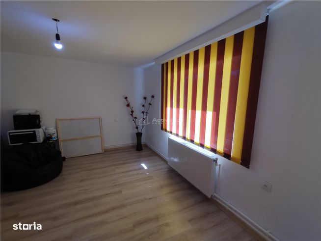 Oravita, Casa Rezidentiala, 7 Incaperi, 1151mp Teren, ZERO Comision Cu-5