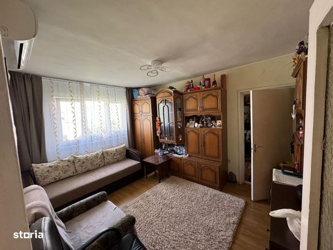 Vand Apartament 2 camere (X Mare)