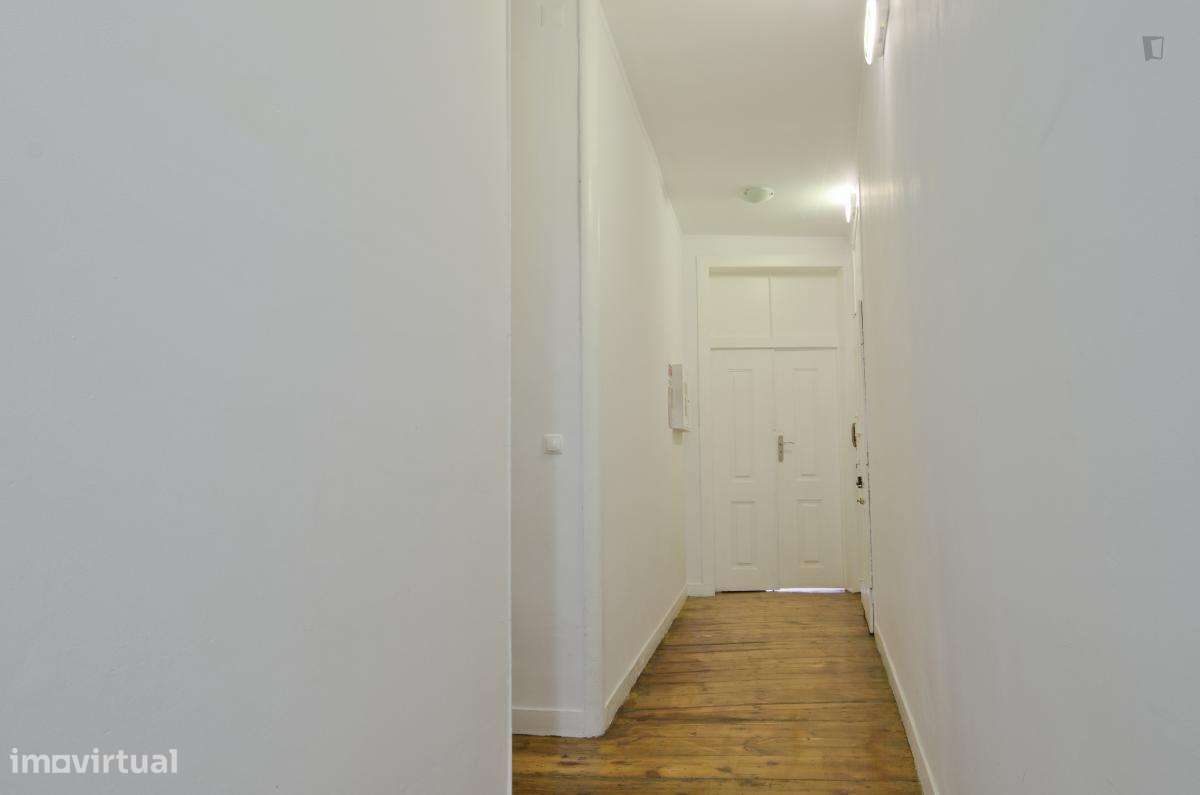 Quarto - localizado em Alcântara Lisbon - Grande imagem: 4/10