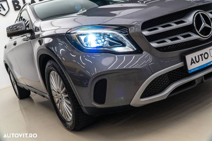 Mercedes-Benz GLA 200 d 4MATIC Aut. - 29