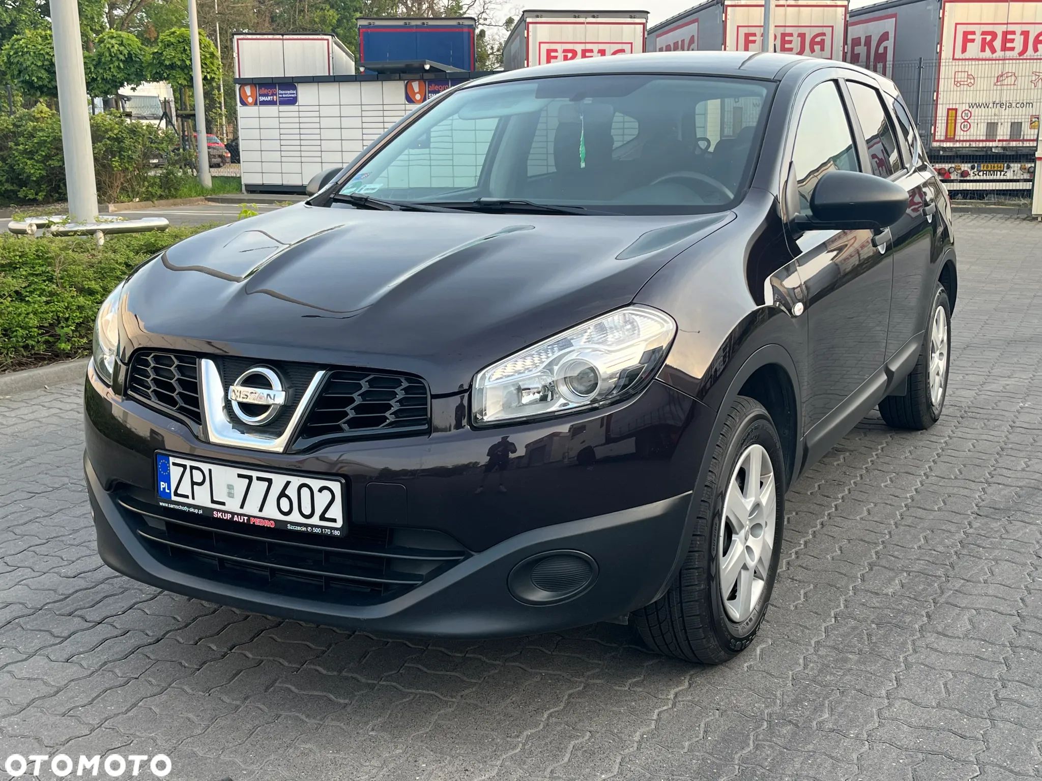 Nissan Qashqai+2 - 1