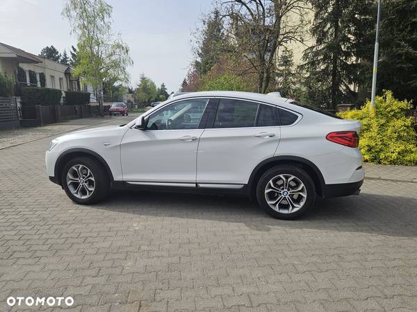 BMW X4 xDrive20i xLine - 10