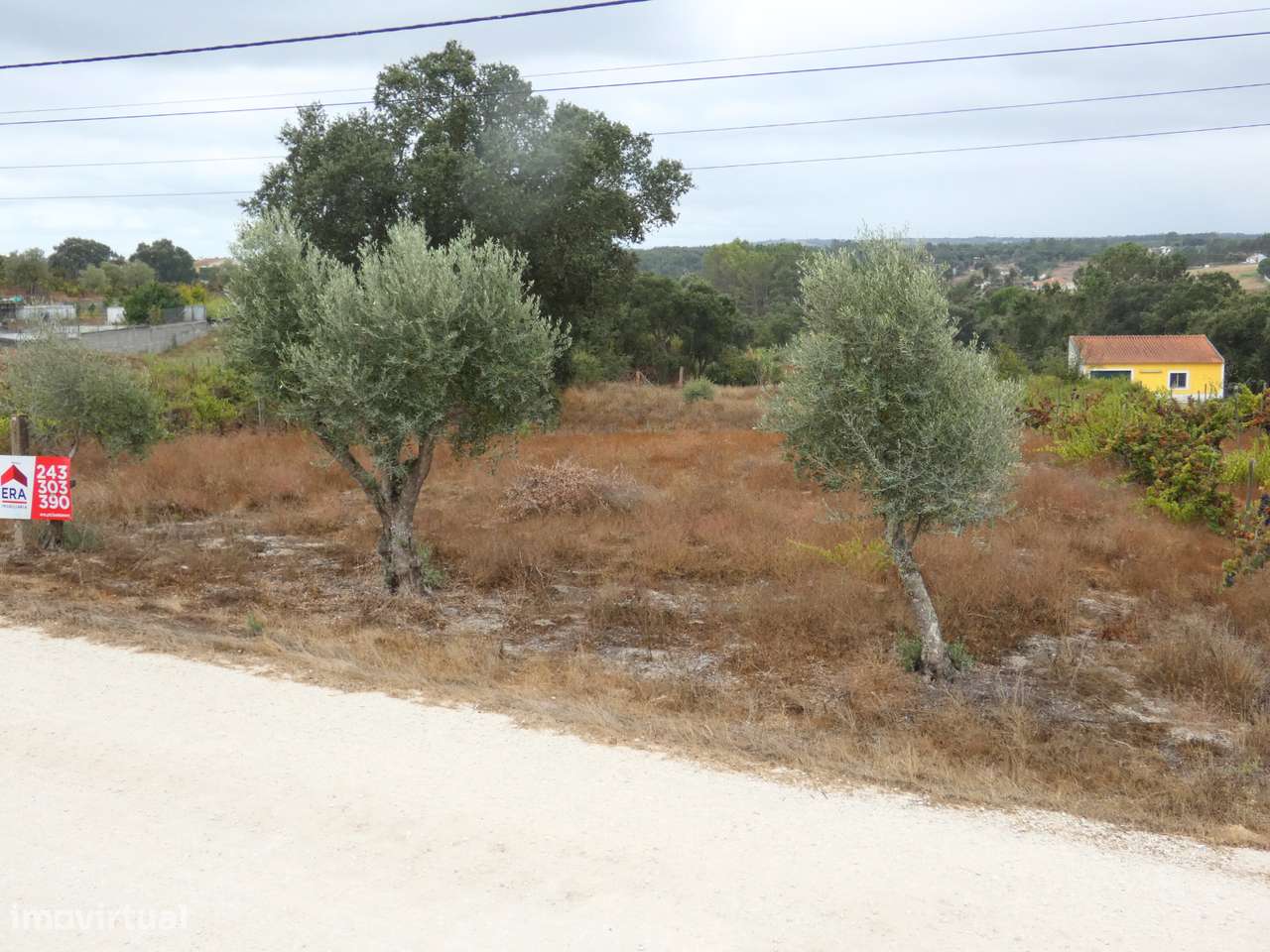 Terreno Rústico com 3.680 m² - Grande imagem: 5/7