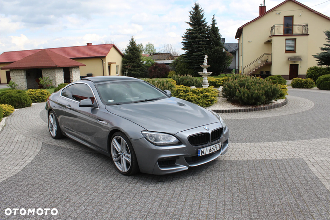 BMW Seria 6 650i - 6