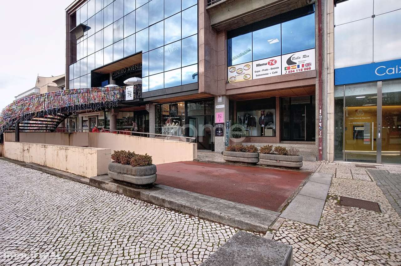 Loja no Centro de Aveiro - Grande imagem: 2/19