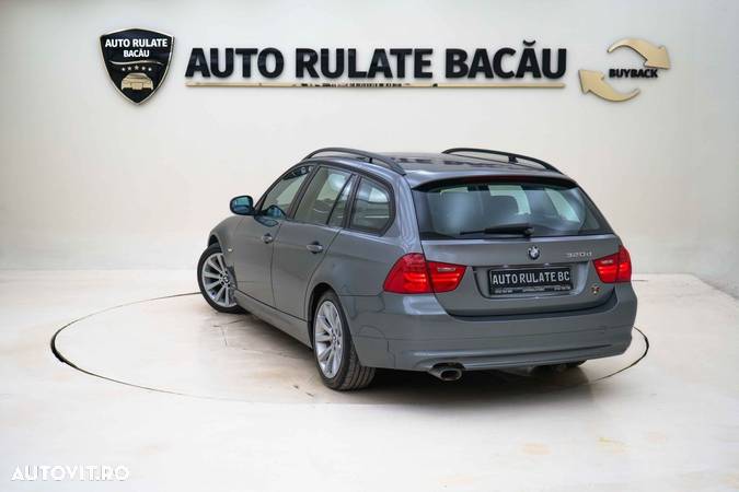 BMW Seria 3 320d DPF Touring Aut. - 7