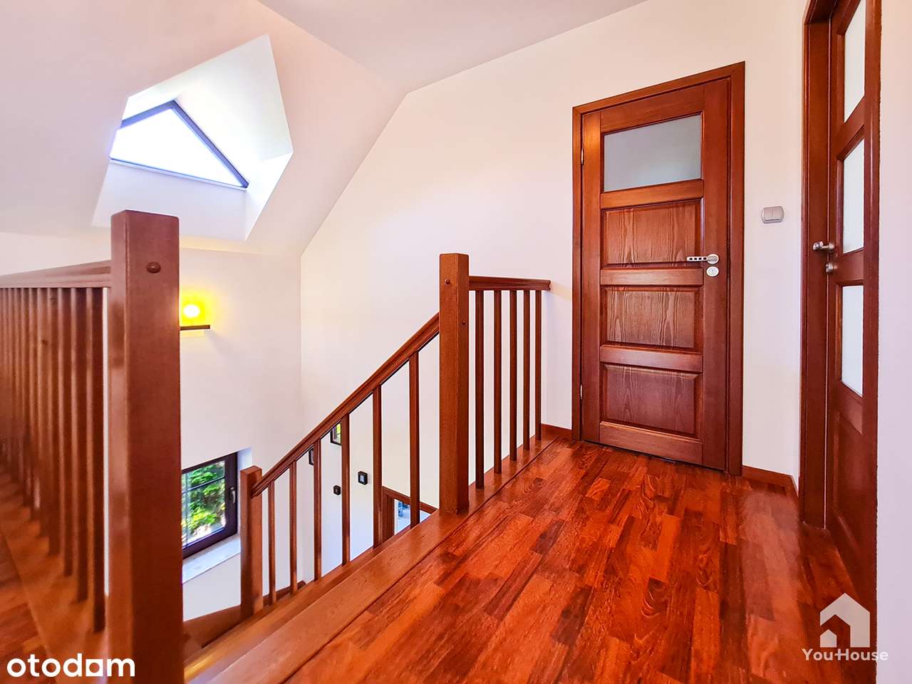 Dom w wysokim standardzie i świetnej lokalizacji !-15