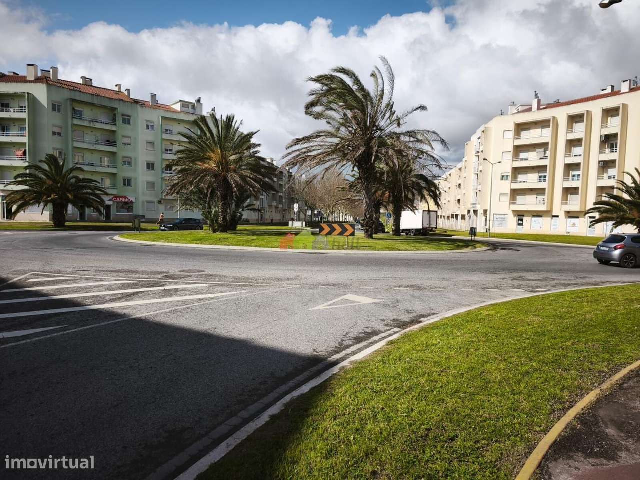 Apartamento T1 c/ terraço e garagem, Montijo-23