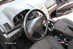 Toyota Corolla Verso 1.8 Premium - 14