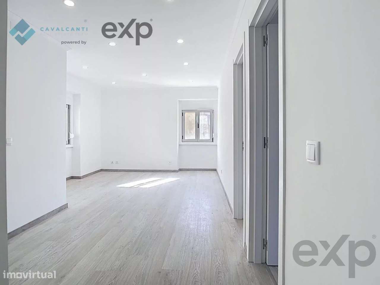 Apartamento T2 totalmente remodelado à venda na Amadora - Grande imagem: 5/24