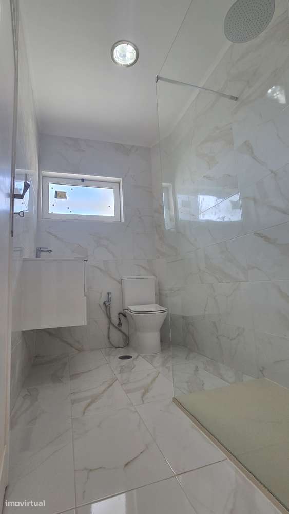 T2+1 totalmente remodelado Amora-6