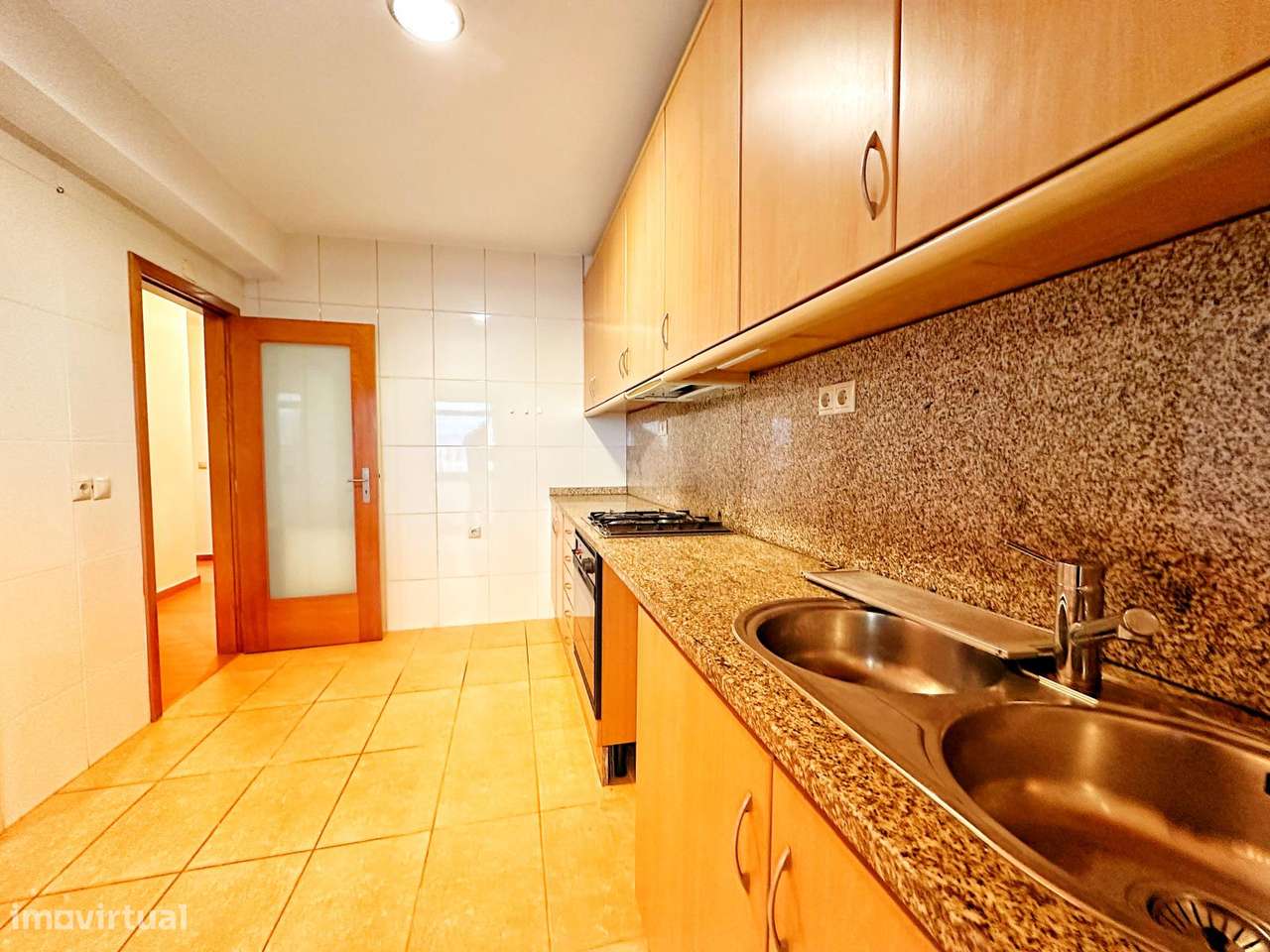 Apartamento T2 em excelente estado – Caldas das Taipas-13