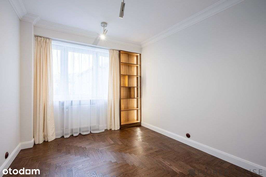 Piękny, Nowy apartament w odnowionym budynku !-14