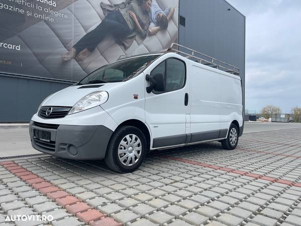 Opel Vivaro - 9