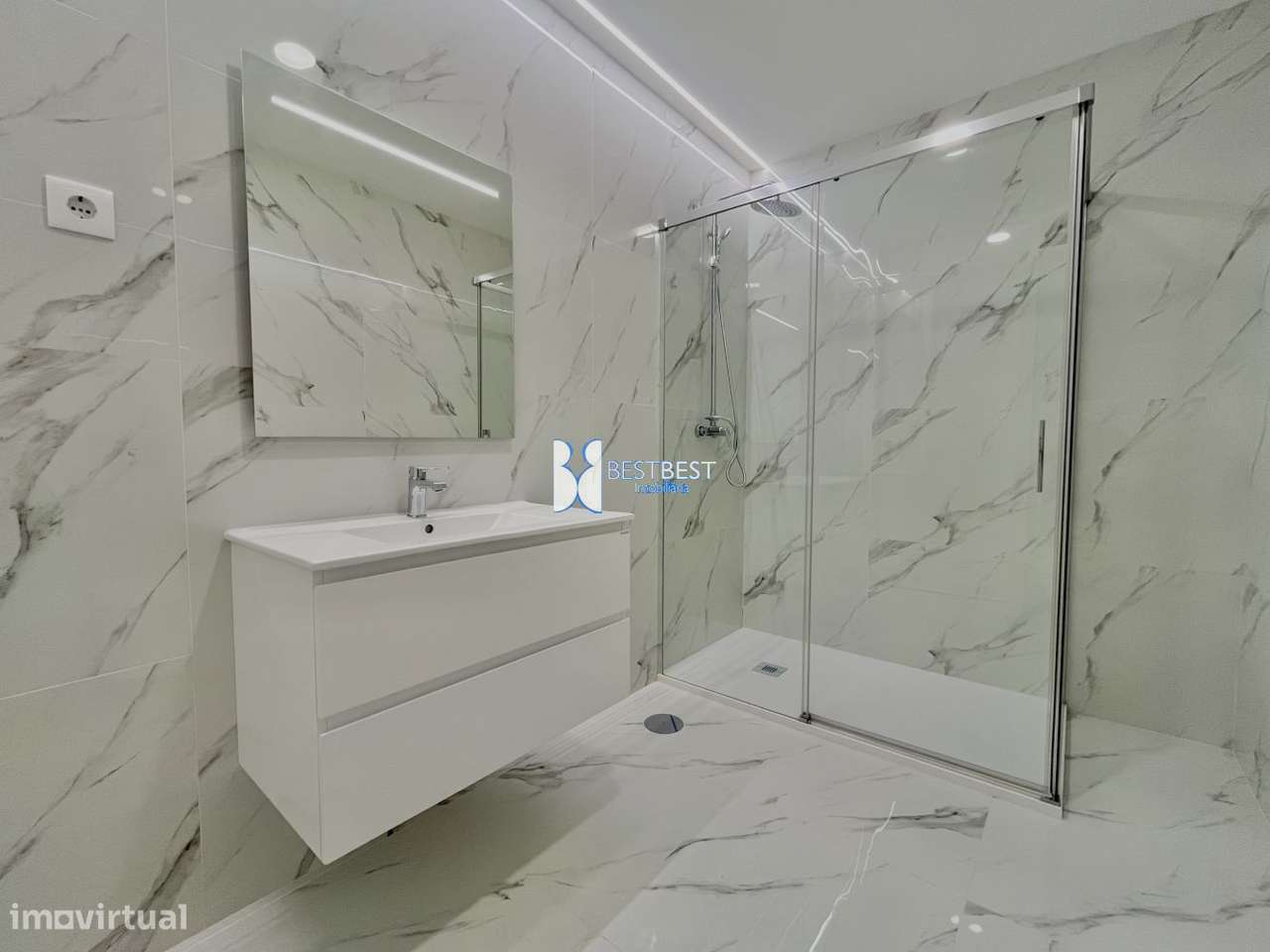 T3 NOVO , GRANDE VARANDA, DESIGN MODERNO, EQUIPADO, AIRO, BARCELOS-13