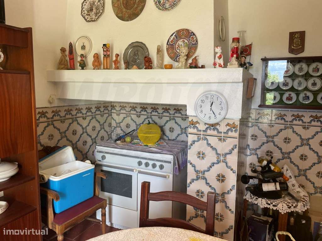 Moradia com Antiga padaria-10