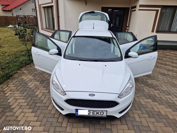 Ford Focus 1.0 EcoBoost Trend Edition - 24