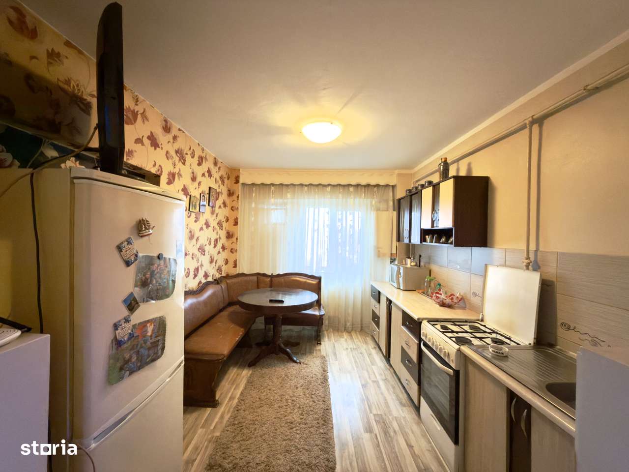 Apartament 2 camere 52 mp etaj intermediar zona Pasarelei D.va Nord-13