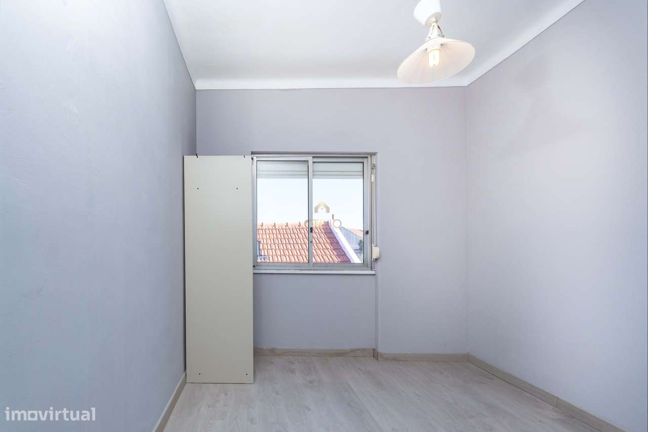 Moradia Bi-Familiar Sao joao da Talha - Grande imagem: 4/23