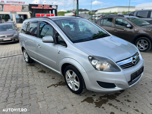 Opel Zafira 1.9 CDTI Essentia - 2