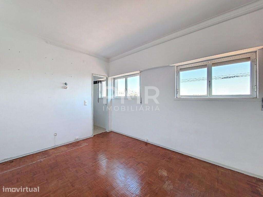 T1 Luminoso com Vista Panorâmica | Ideal para Investimento-8