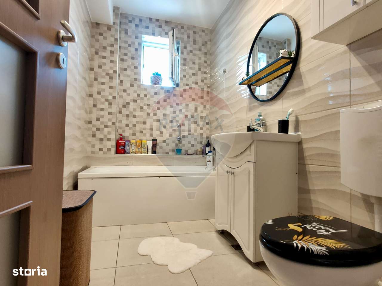 Apartament 2 dormitoare si bucatarie, parcare inclusa, 10 min de Vivo!-16