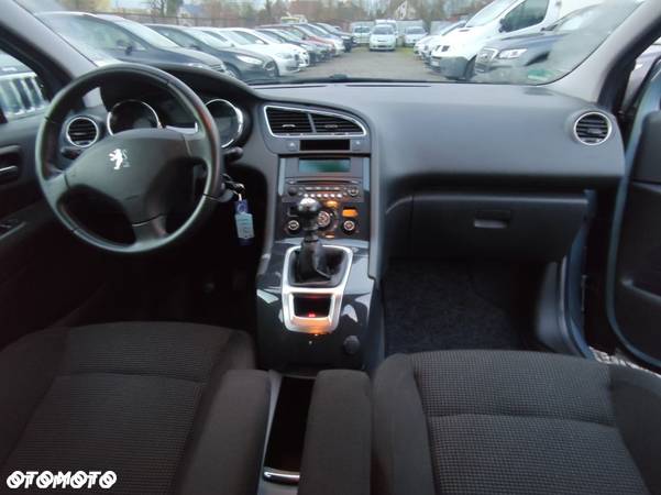 Peugeot 5008 HDI FAP 110 Premium - 12