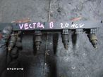 Listwa wtryskowa opel vectra B 2,0 16 v - 1