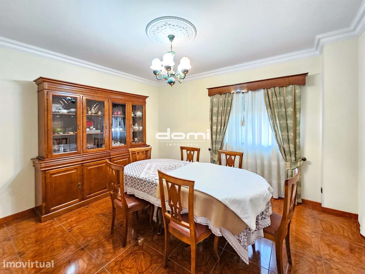 &#127969; Moradia T4 com Jardim e Garagem - Sobrosa - Santa Cruz da Tr - Grande imagem: 4/25