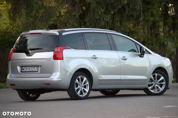 Peugeot 5008 2.0 HDi Allure 7os - 15