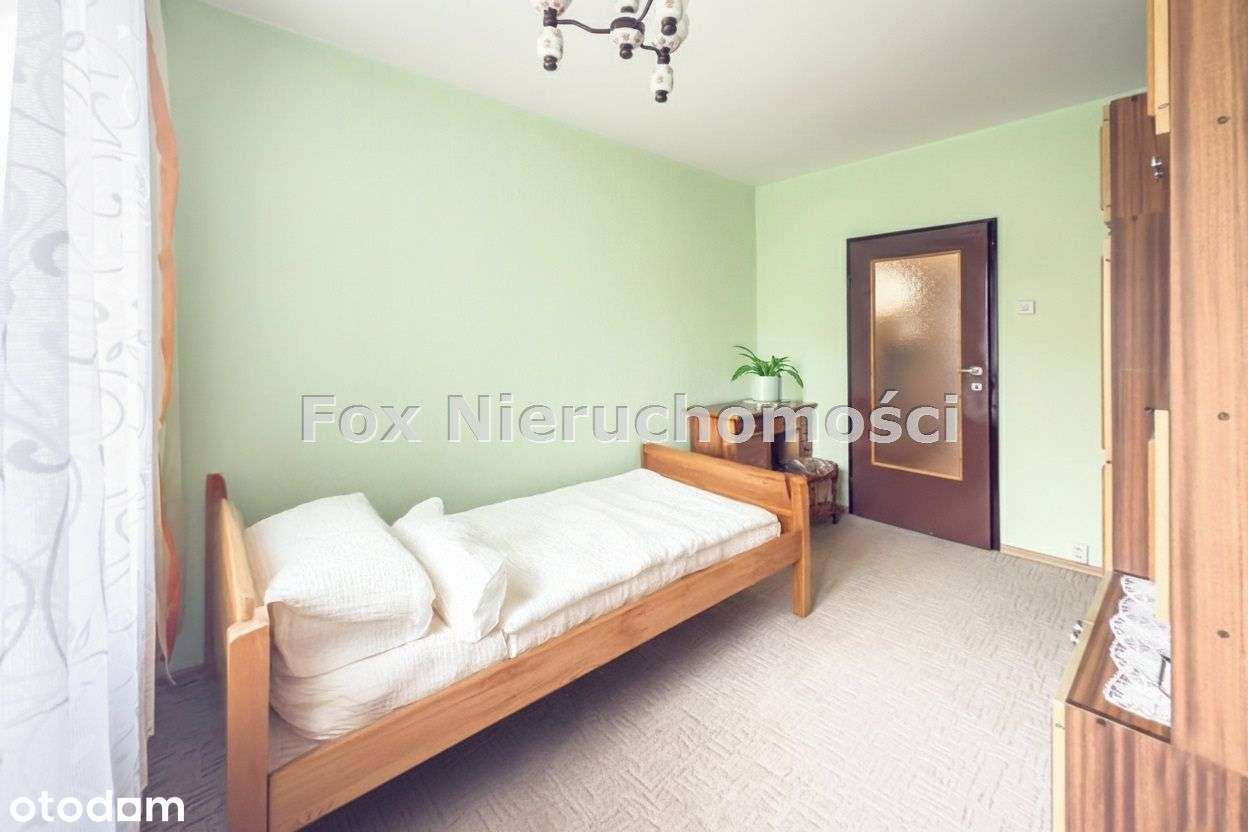 Duże 4 pokojowe mieszkanie z balkonem - niski blok-5